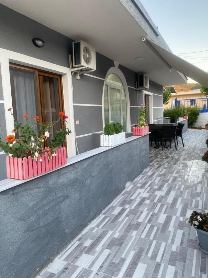 Holiday Home Shahini Ксаміл Екстер'єр фото
